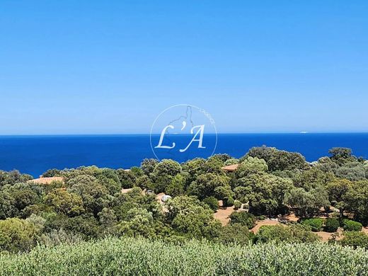 Villa in Sainte-Lucie de Porto-Vecchio, South Corsica