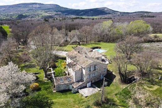 Demeure ou Maison de Campagne à Forcalquier, Alpes-de-Haute-Provence