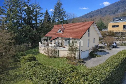 Элитный дом, Échenevex, Ain