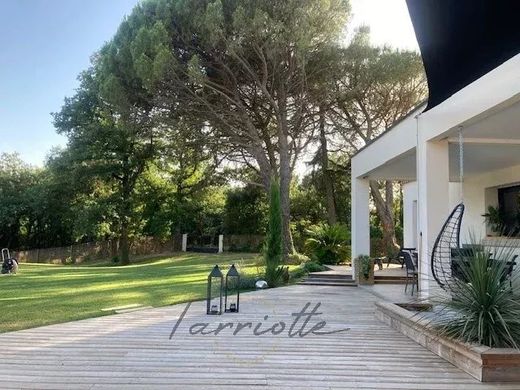 ‏בתי יוקרה ב  Allan, Drôme