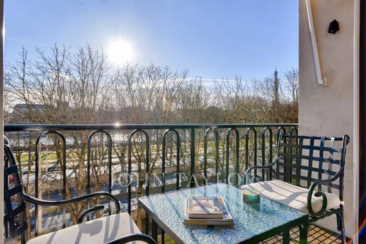 Appartamento a Champs-Elysées, Madeleine, Triangle d’or, Parigi