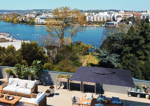 Enghien-les-Bains, Val d'Oiseのアパートメント