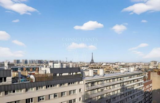 モット・ピケ、コメルス、ネッケル, Parisのアパートメント