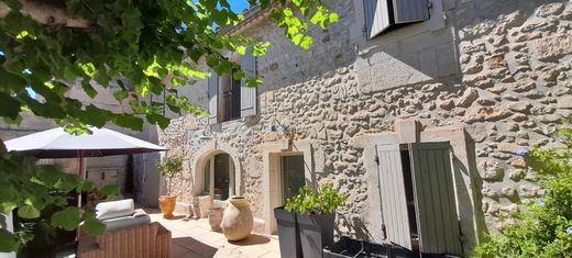Luxury home in Paradou, Bouches-du-Rhône