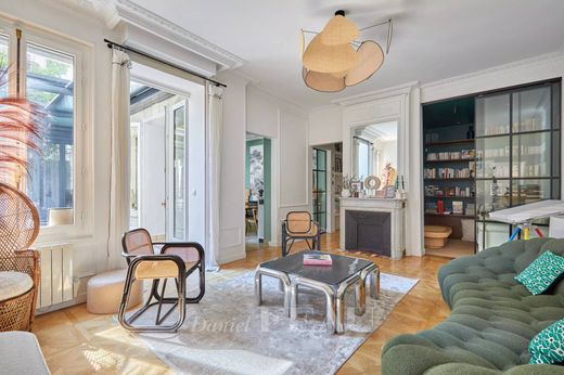 Apartment in La Muette, Auteuil, Porte Dauphine, Paris