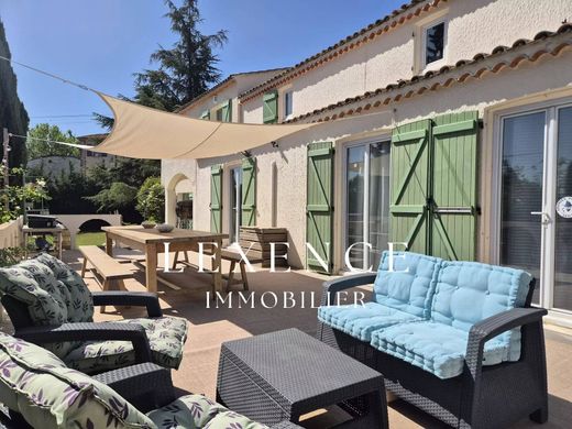 Luxus-Haus in Aix-en-Provence, Bouches-du-Rhône