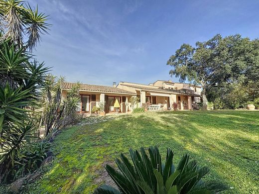 Luxury home in Mandelieu-la-Napoule, Alpes-Maritimes