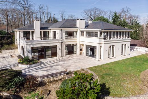 Maison de luxe à Rueil-Malmaison, Hauts-de-Seine