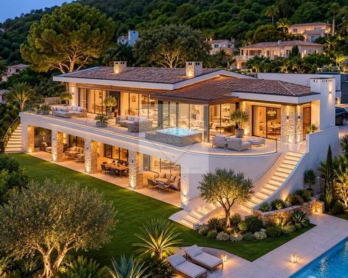 Villa in Mandelieu-la-Napoule, Alpes-Maritimes