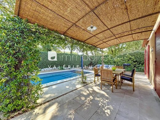 Casa de lujo en Saint-Rémy-de-Provence, Bocas del Ródano