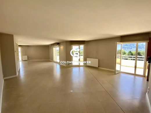 Apartment in Annemasse, Haute-Savoie