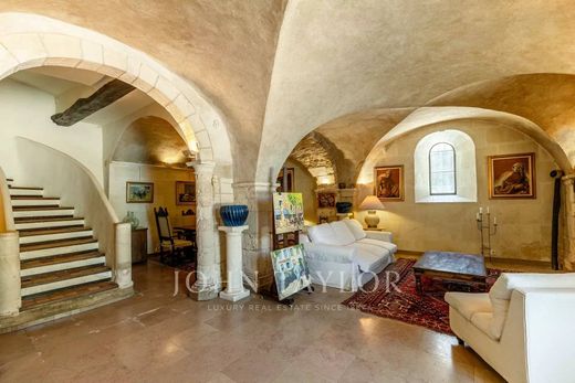 Luxury home in Oppède le Vieux, Vaucluse