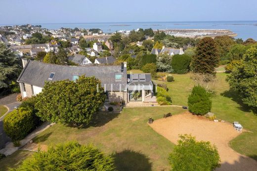 Luxury home in Binic, Côtes-d'Armor