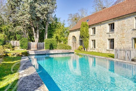 Luxe woning in Cergy, Val d'Oise