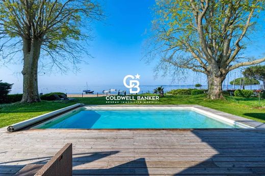 Villa in Arès, Gironde