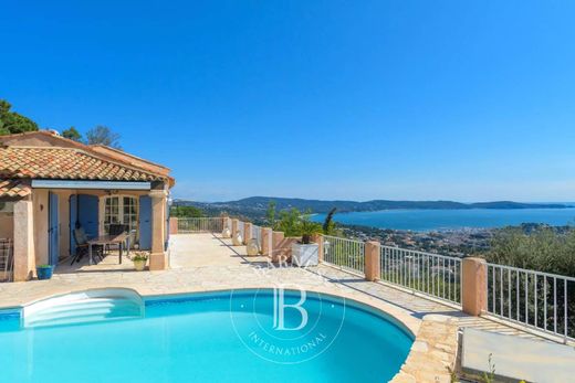 Luxus-Haus in Cavalaire-sur-Mer, Var