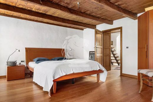 Luxus-Haus in Mondercange, Canton d'Esch-sur-Alzette