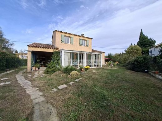 Luxe woning in Fontvieille, Bouches-du-Rhône