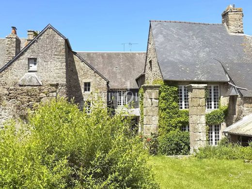 Quintin, Côtes-d'Armorの高級住宅