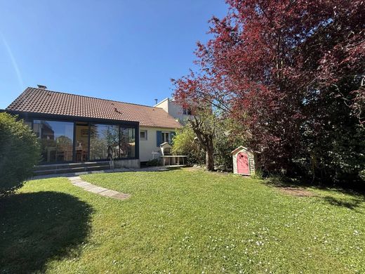 Casa de lujo en Clamart, Altos de Sena