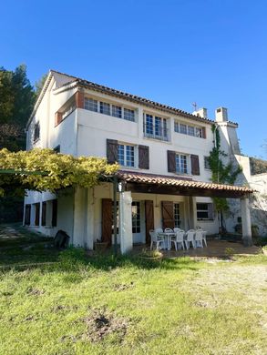 Villa in Solliès-Toucas, Var