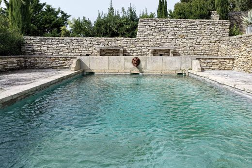 Rural or Farmhouse in Saint-Maximin, Gard