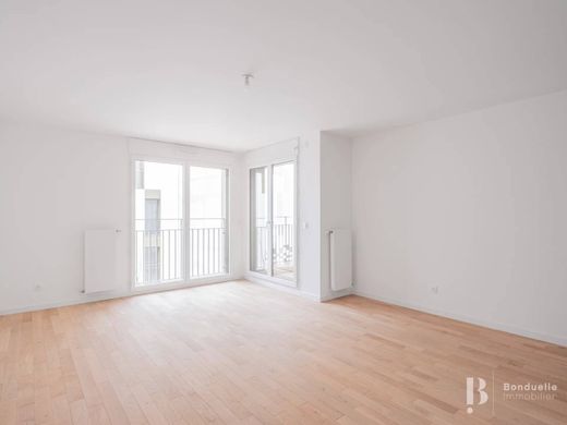Apartament w Courbevoie, Hauts-de-Seine