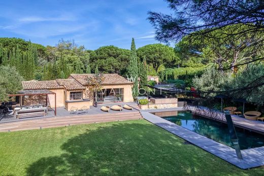 빌라 / 라마튜엘, Var