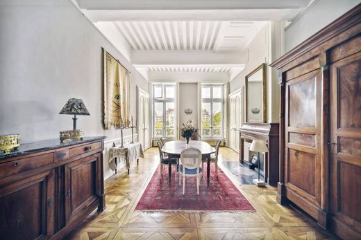 Apartment in Lyon, Rhône