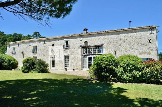 Maison de luxe à Ligueux, Dordogne