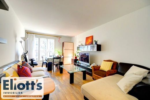 Apartment in Salpêtrière, Butte-aux-Cailles, Croulebarbe, Paris