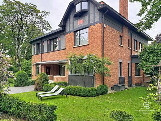 Villa in Sint-Genesius-Rode, Provinz Flämisch-Brabant