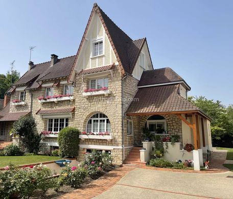 Casa di lusso a Soisy-sur-Seine, Essonne