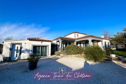 Luxus-Haus in Forcalqueiret, Var