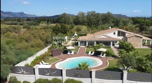 Villa in Pula, Provincia di Cagliari