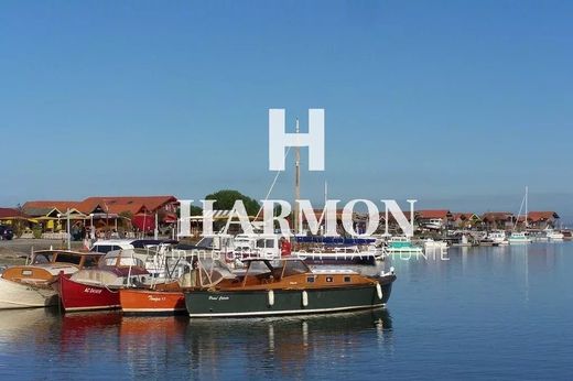 Luxury home in Gujan-Mestras, Gironde