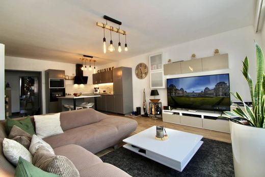 Apartment in Esch-sur-Alzette, Canton d'Esch-sur-Alzette