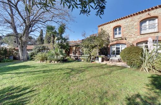 Rural or Farmhouse in Perpignan, Pyrénées-Orientales