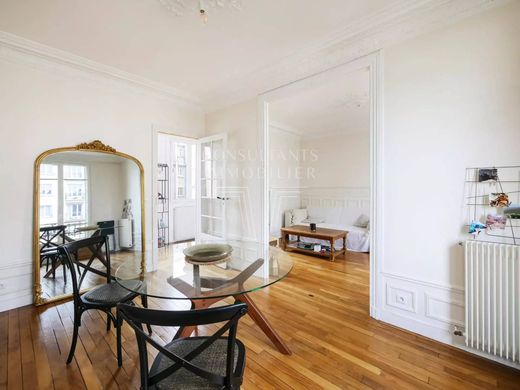 Apartment in La Muette, Auteuil, Porte Dauphine, Paris