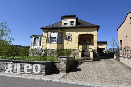 Luxury home for sale in Weidingen