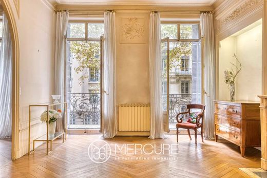 Apartment in Lyon, Rhône