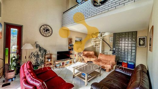 ‏דירה ב  Reignier-Ésery, Haute-Savoie