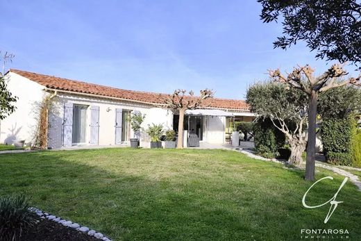 Villa in Puget-sur-Argens, Var