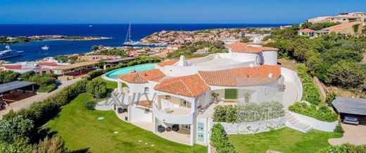 别墅  Arzachena, 萨萨里省