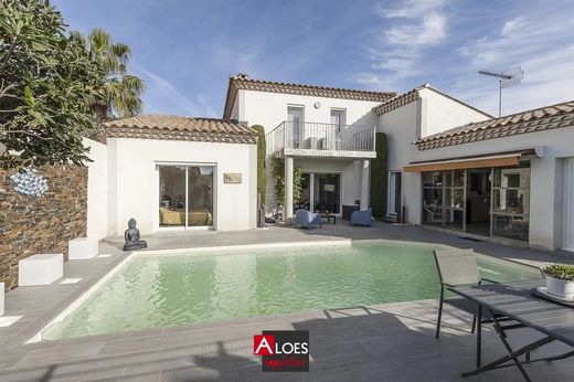 Luxury home in Aigues-Mortes, Gard