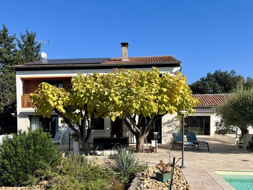 Элитный дом, Uzès, Gard