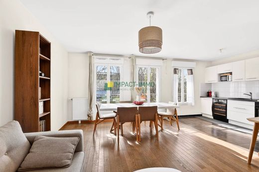 Apartment in La Garenne-Colombes, Hauts-de-Seine