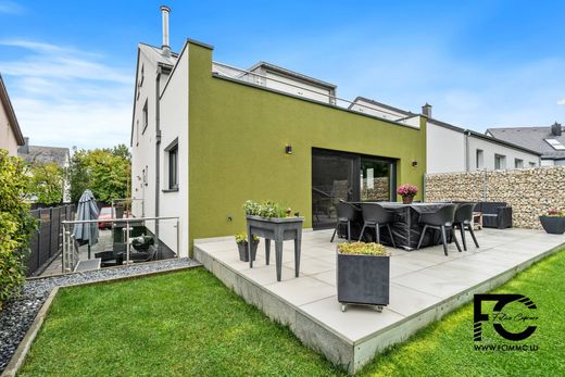 ‏בתי יוקרה ב  Steinfort, Capellen