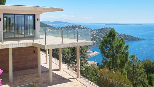 Villa in Théoule-sur-Mer, Alpes-Maritimes