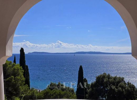 빌라 / Rayol-Canadel-sur-Mer, Var